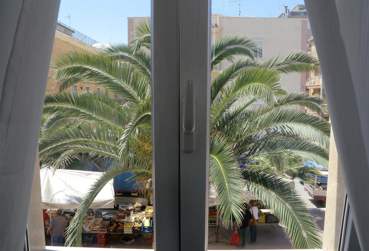 Rooms La Perla Del Mare Margherita Di Savoia Εξωτερικό φωτογραφία